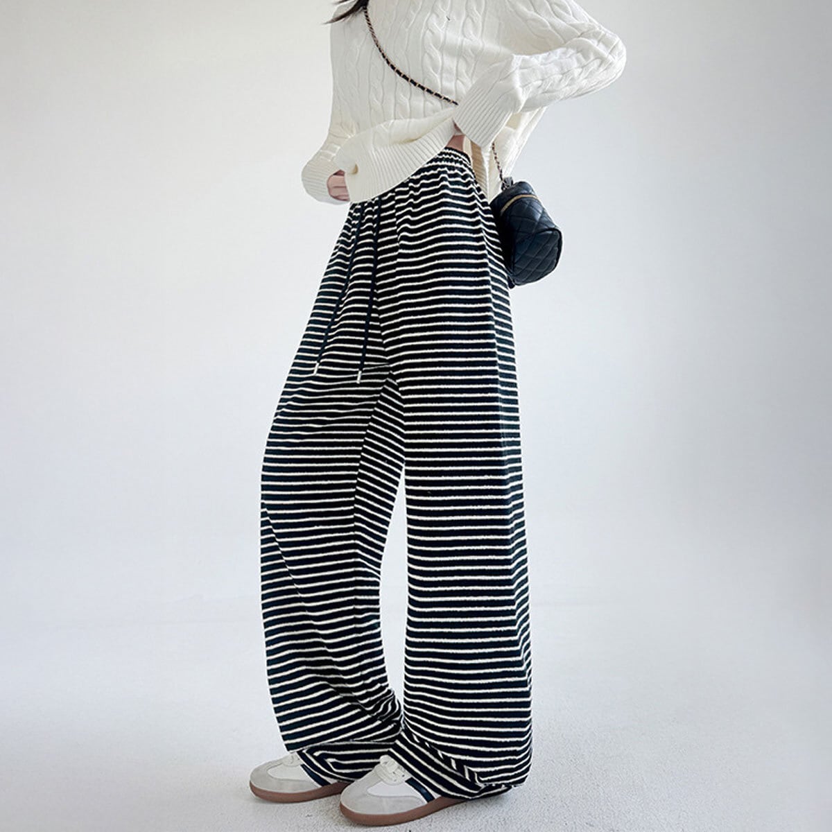 ボーダー柄 イージーパンツ レディース 春秋 韓国 ワイドパンツ ルームウェア きれいめ 大人 カジュアル おしゃれ 体型カバー リラックス ナチュラル 柄パンツ ウエストゴム 大人可愛い 大人女子