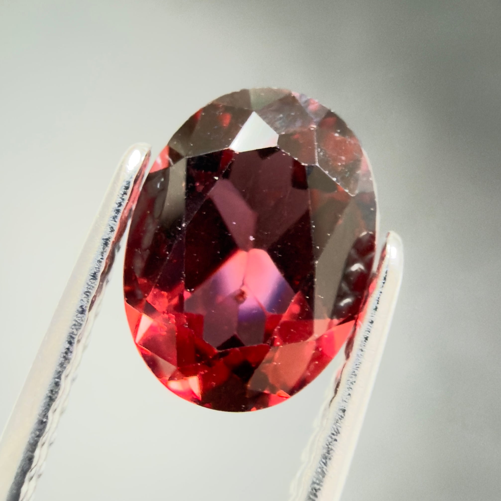 ヘソナイトガーネット】 ルース 1.63ct | たからいしルース オンライン