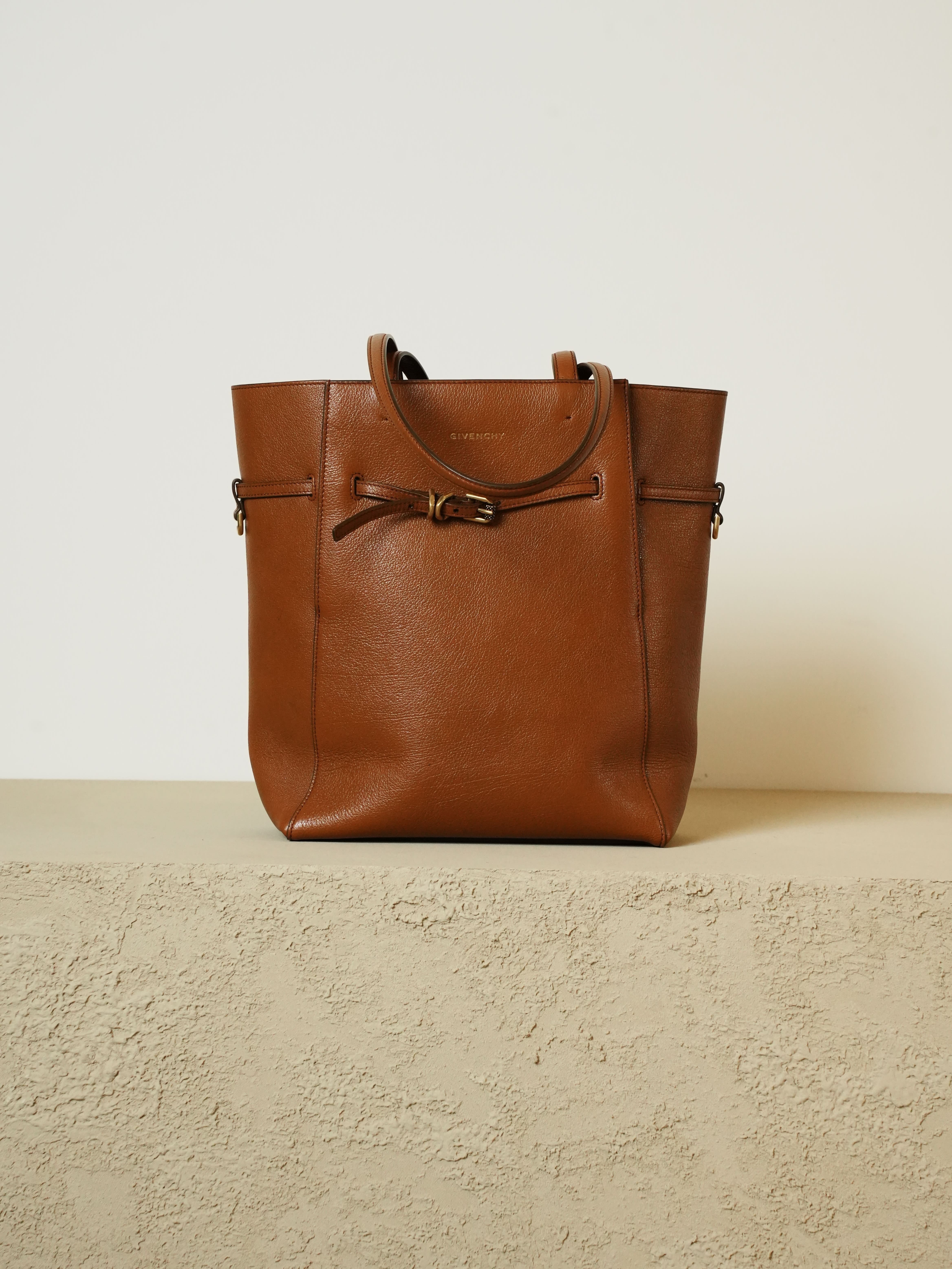 ジバンシイ  バッグ GIVENCHY（ジバンシィ） Gジップ トライアングルバッグ スモール