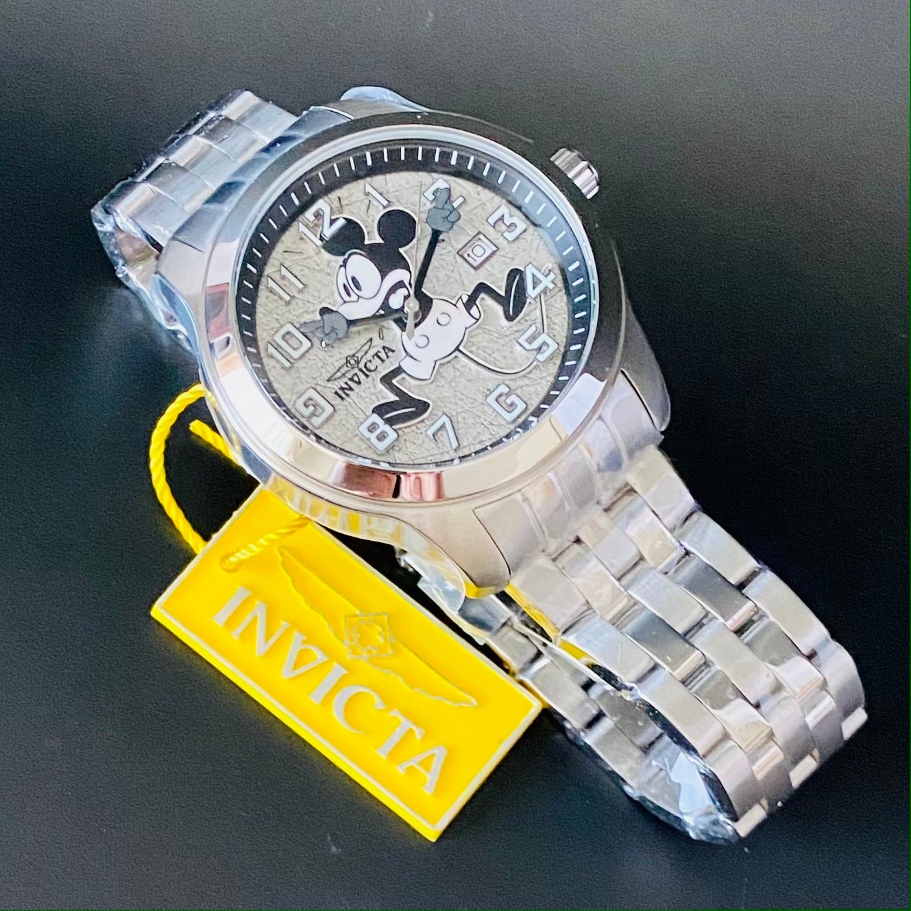 高級時計 インビクタ】INVICTA ディズニー ミッキー ダイバー クロノ-