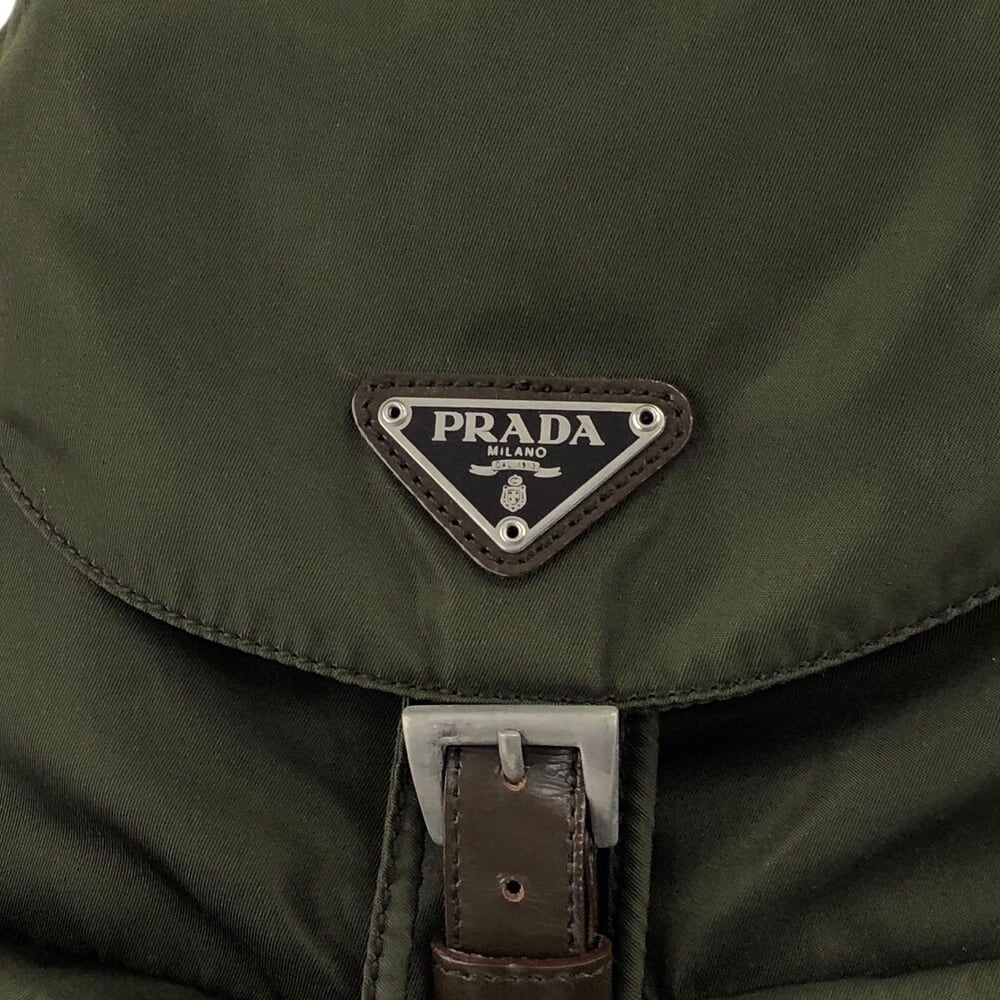 PRADA プラダ バックパック カーキ トライアングルロゴ ナイロン