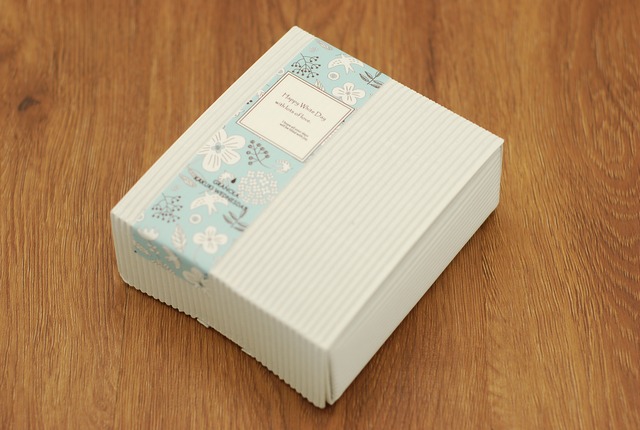 ギフトセット　Sサイズ12個入り　ホワイトデーバージョン