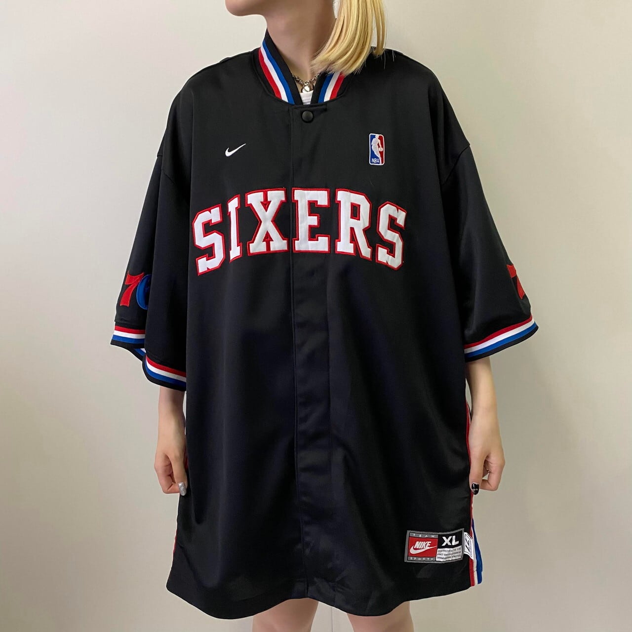 NIKE NBA 76ers 刺繍ロゴ ウォームアップジャージ ビッグサイズ