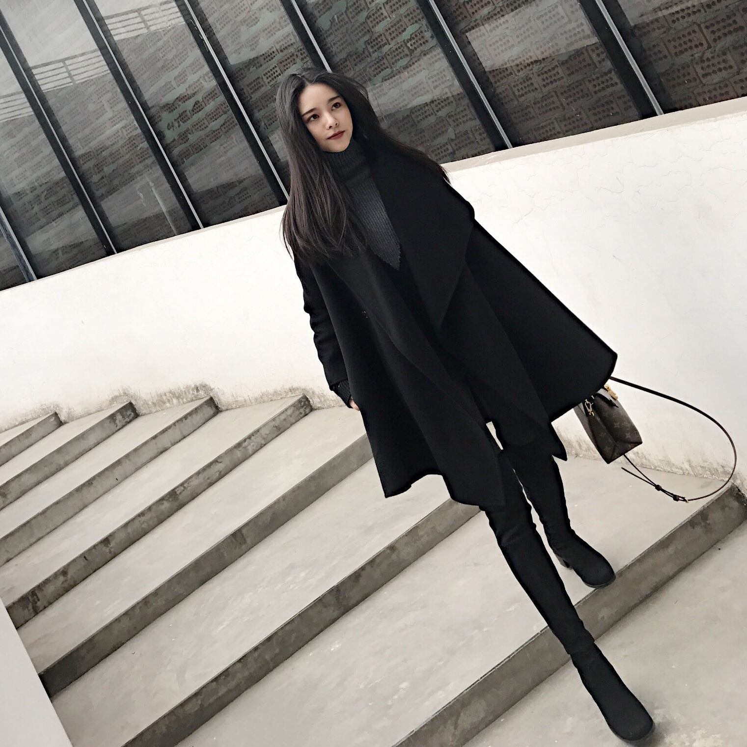 アウター レディース コート ポンチョ 袖あり 長袖 ワイド Aライン かわいい 大人可愛い きれいめ シンプル カジュアル 大人 上品 おしゃれ お洒落 かっこいい レトロ 大人女子 こなれ感 ラフ クール モード系 エレガント 主役級 存在感 フォーマル 抜け感 無地 秋 冬 卒業式 卒園式 謝恩会 20代 30代 40代 50代 デート 女子会 パーティー イベント ホテル レストラン 着回し 普段使い 韓国 韓国系 送料無料 ファッション コーデ スタイル 楽ちん モテ 定番 プチプラ