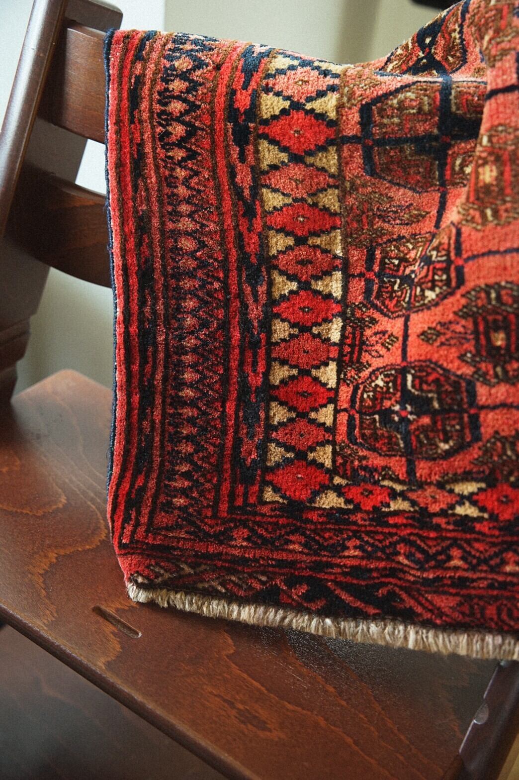 284 -Vintage Turkmen rug