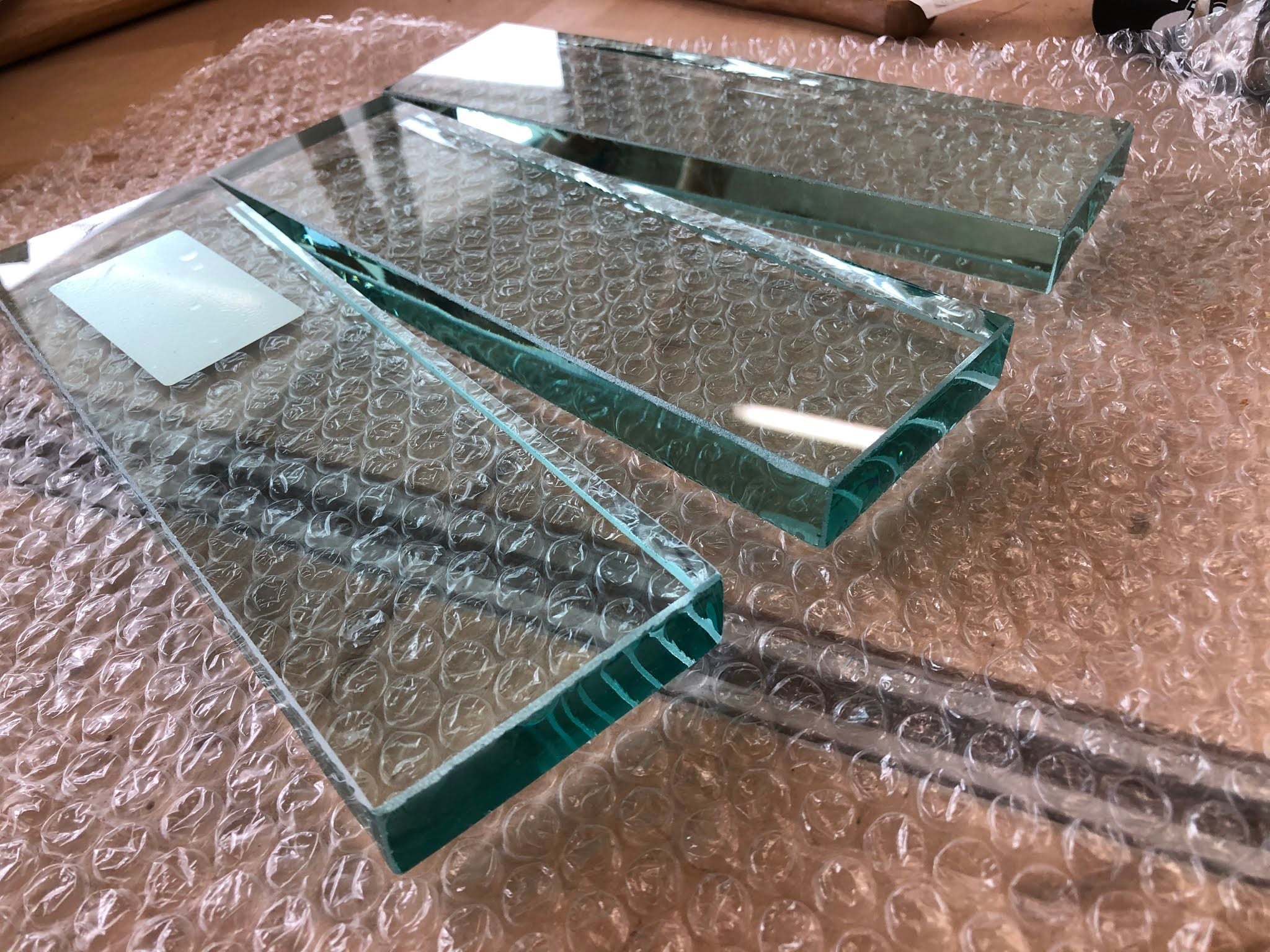 ガラスの板 Amazon.co.jp: オーダーガラス板.com 型板ガラス 霞 700ミリ×200