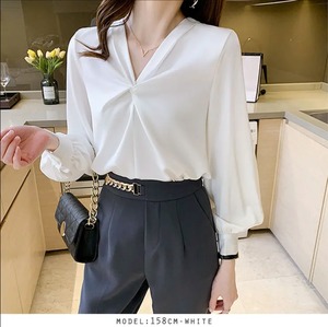 ボリューム袖フロント絞りブラウス オフィスブラウス