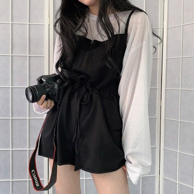 レディース オーバーオール パンツ ショート丈 ハイウエスト ポケット ワイドレッグパンツ 薄手 春 夏 10代 20代 メンズライク ボーイッシュ かわいい 可愛い 大人 大人っぽ 大人可愛い 大人女子 おしゃれ お洒落 女っぽ 無地 シンプル カジュアル ファッション コーデ トレンド 普段着 普段使い ラフ ルーズ ゆったり 楽ちん 体型カバー 通勤 OL 通学 学生 流行 お出かけ ランチ ショッピング 女子会 デート リゾート 運動 旅行 休日 アウトドア スポーツ イベント 送料無料