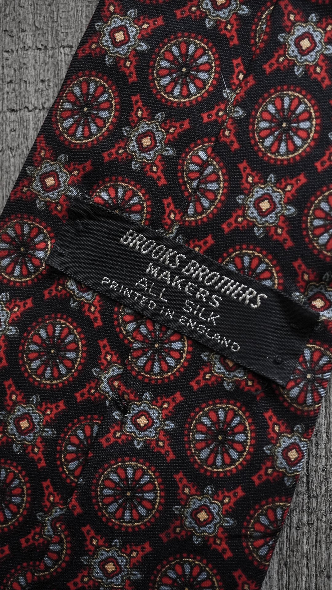 Brooks Brothers 幾何学模様 高級ネクタイ新品未使用品 1960s】BROOKS BROTHERS ブルックスブラザーズ 幾何学柄 ネクタイ 《黒