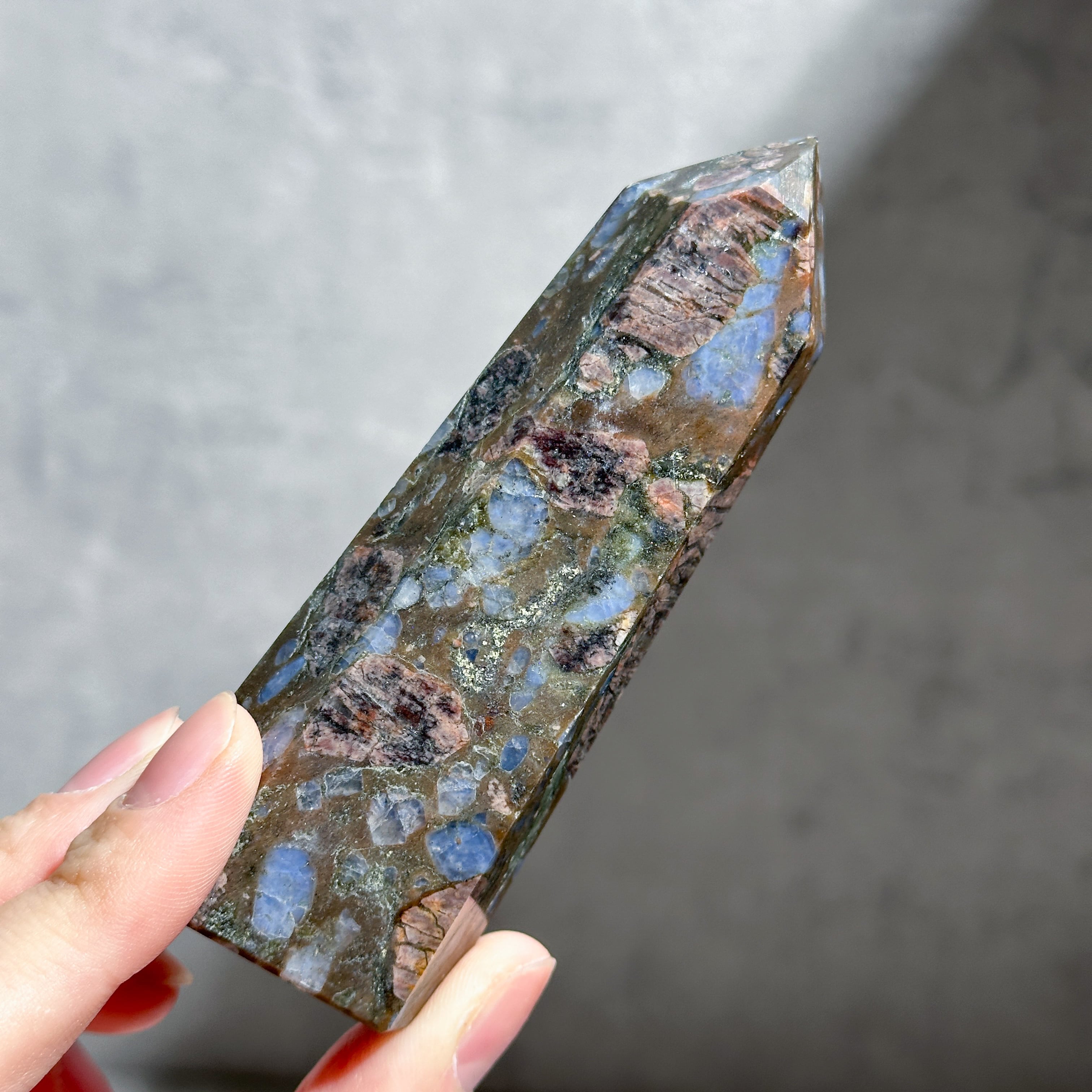 ケセラストーン タワー32◇Que Sera Stone◇天然石・鉱物