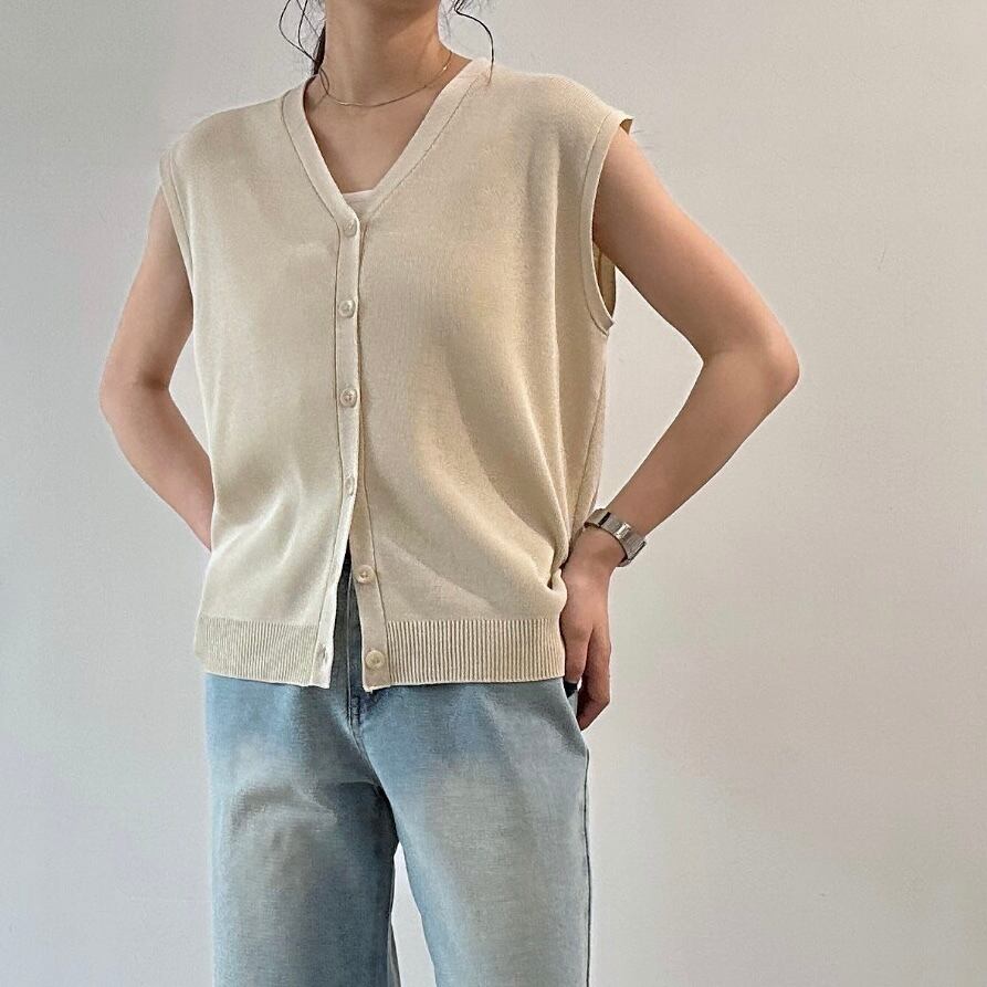 シンプルベスト