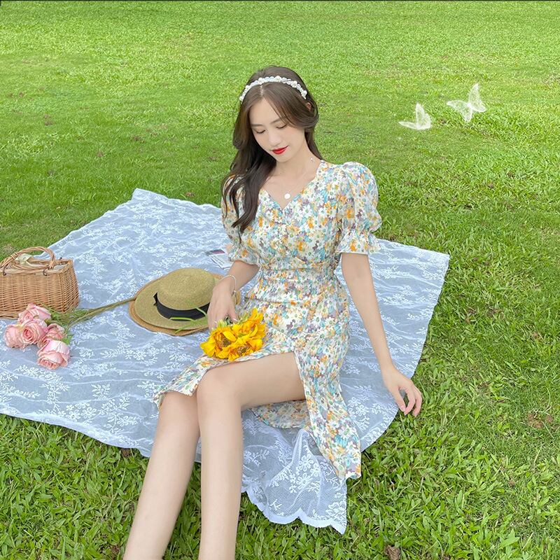 【新作】【送料無料】 優しいフレンチスクエアネック甘いホットガールパフスリーブ花柄 Zou Ju ドレスレディース夏半袖セクシーなスリットロングドレス 0276220228590