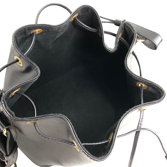 LOUIS VUITTON ルイヴィトン エピ ショルダーバッグ ブラック ノエ レザー 巾着 vintage ヴィンテージ オールド gh8xjw
