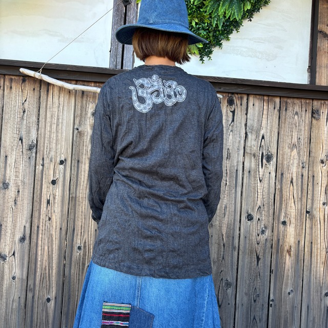 コットンしわ加工長袖トップス