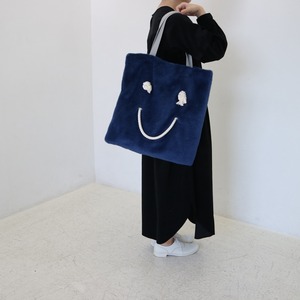 SMILE TOTE・FAKE FUR・M