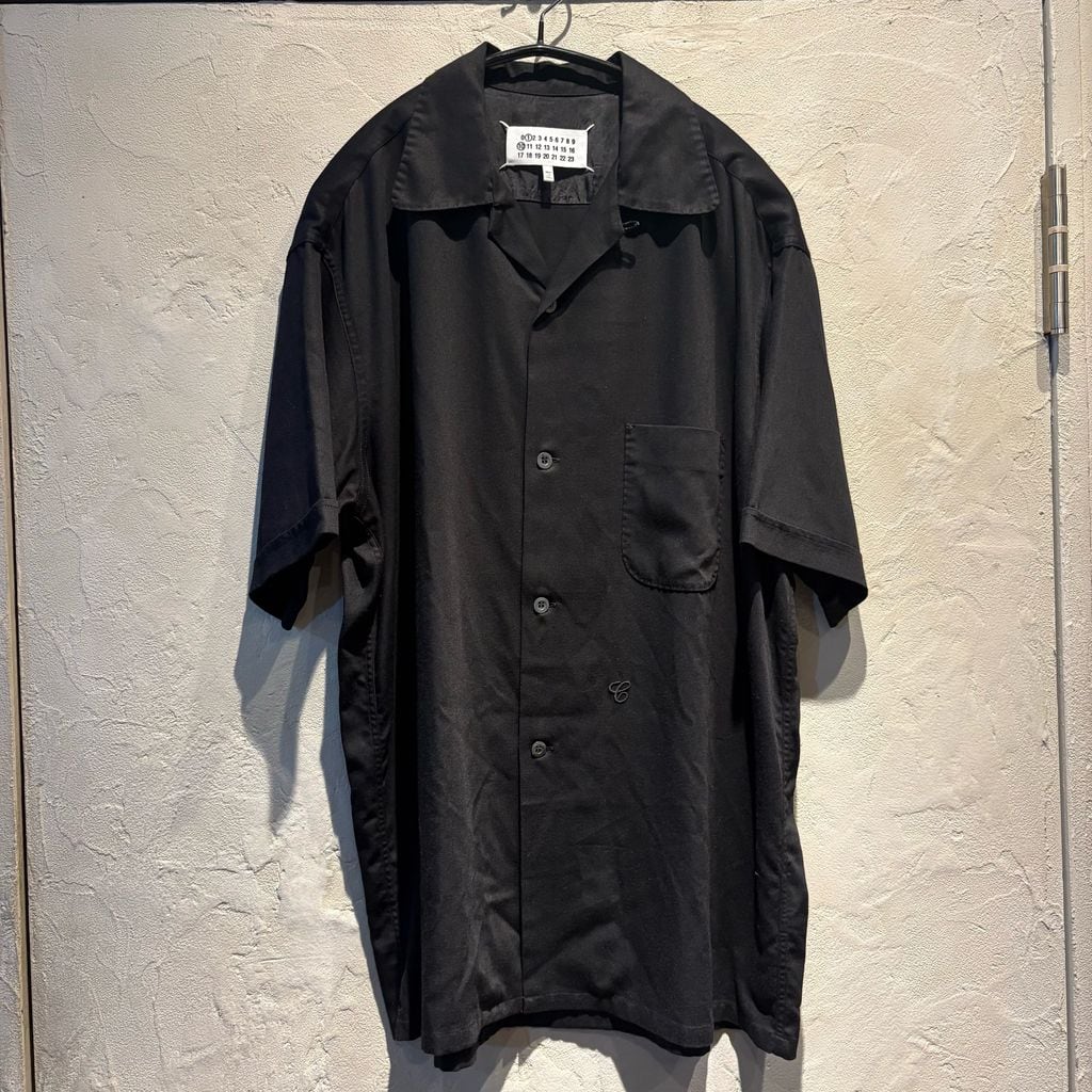 メゾンマルジェラの幾何学模様 半袖シャツ Maison Margiela メゾンマルジェラ 24SS Rayon Open Collar Shirt 半袖