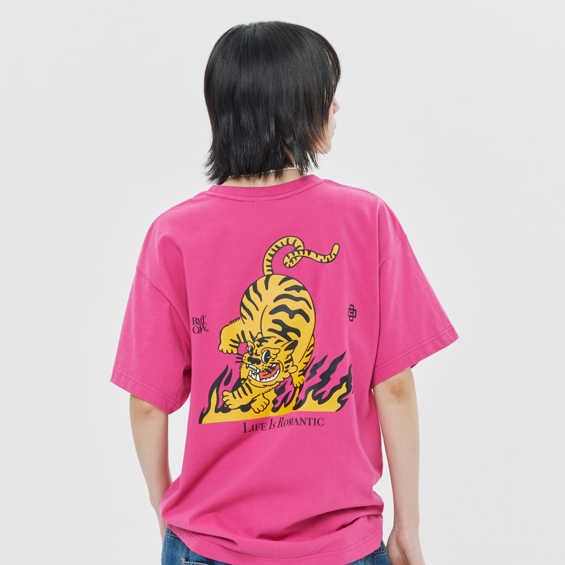 BLAZE REEL TIGER TEE SHIRT_PINK | ROMANTIC CROWN