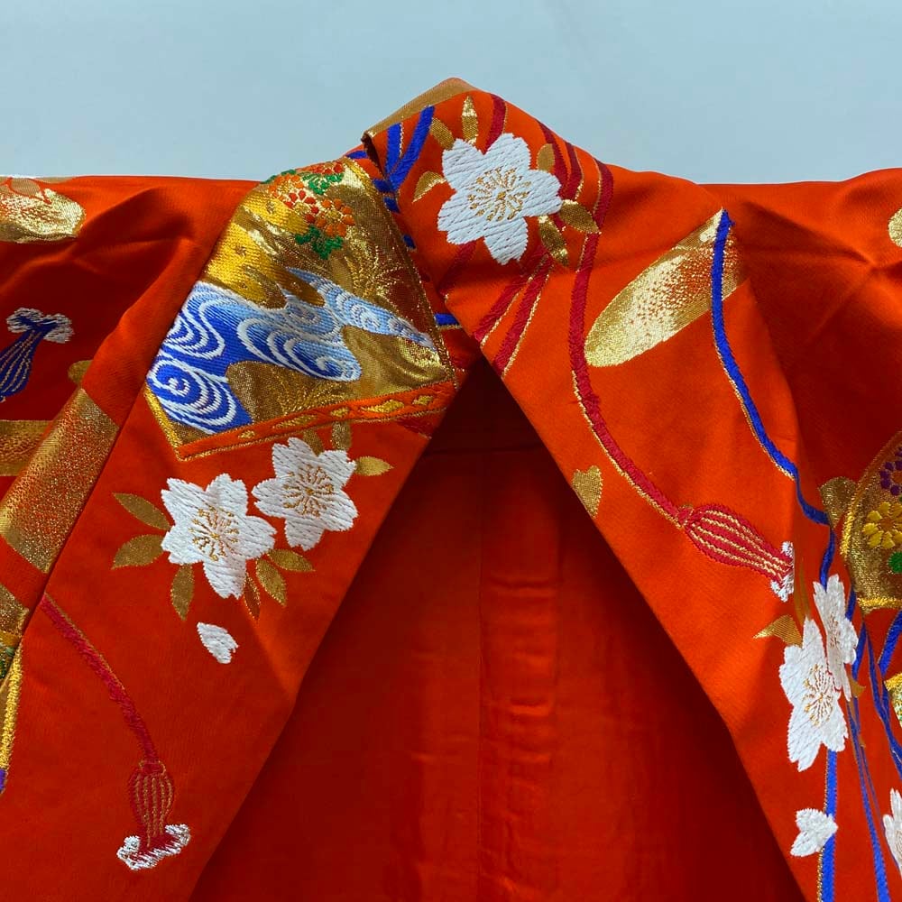 色打掛 正絹 鶴 刺繍 金 赤 打掛 Mサイズ 裄66 花嫁衣裳 婚礼 色打掛 正絹 鶴 刺繍 金 赤 打掛 Mサイズ 裄66 花嫁衣裳 婚礼
