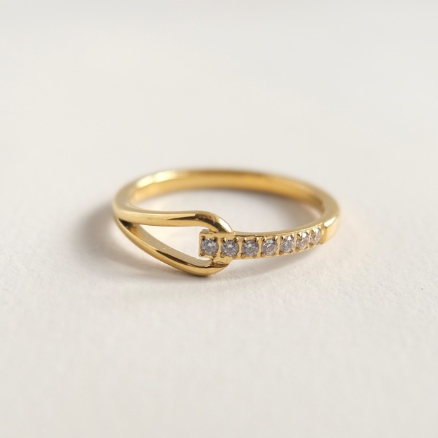 ステンレスベルトモチーフジルコニアリング