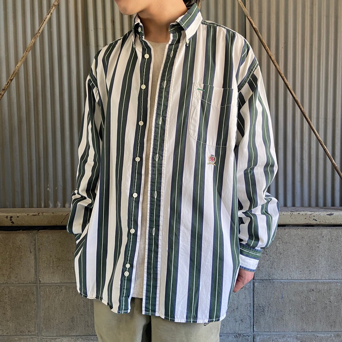 90's トミーヒルフィガー  フラッグロゴ刺繍　ノーカラーストライプシャツ