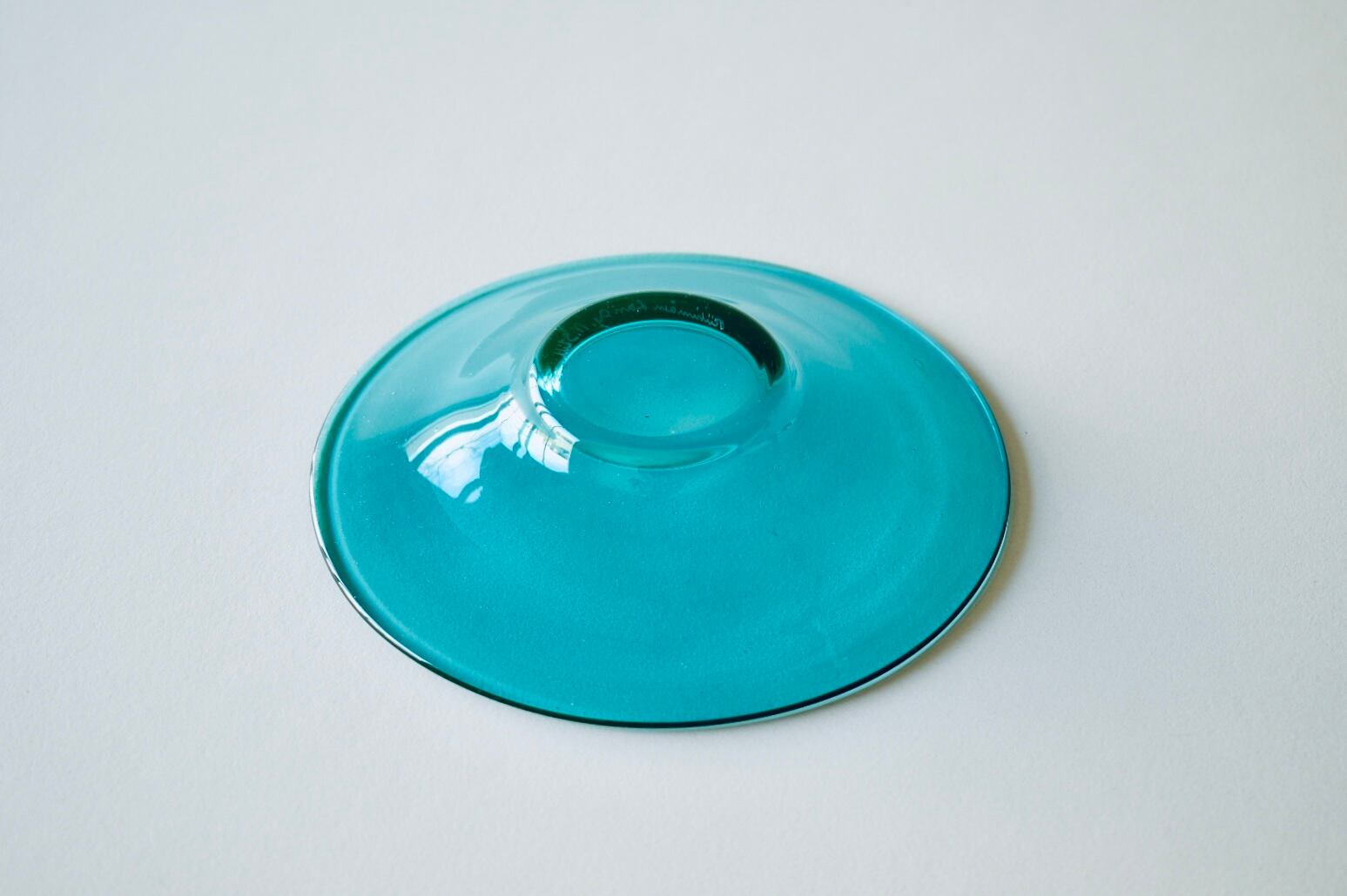 Riihimaen Lasi SV Glass Plate（Nanny Still） | Pyöritä
