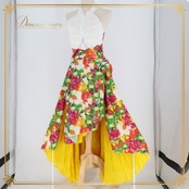 フラダンス 衣装 ツーピース セットアップ 上下セット ホワイト系 レース アシンメトリー スリット ホルターネック カップ付き 裏地 かわいい 華やか 鮮やか 明るい カラフル ハワイアン アロハ ハワイアンプリント フラ ダンス レッスン 練習 おしゃれ