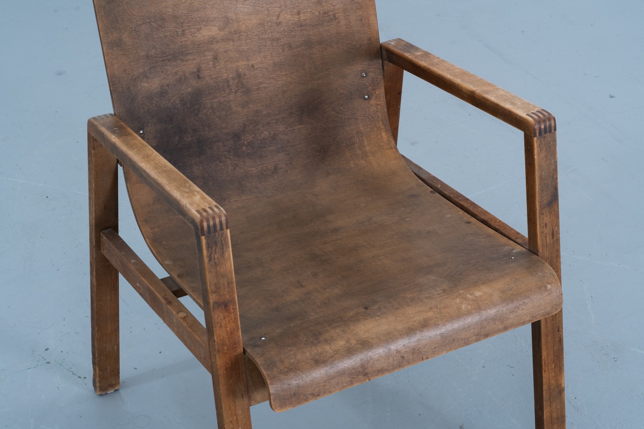 Alvar Aalto | 51 Hallway arm chair 1930s