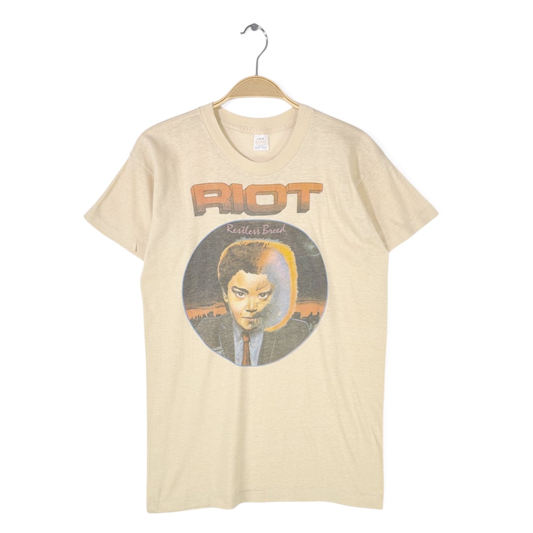 80s ライオット USA製 ヴィンテージTシャツ ロックTシャツ RESTLESS BREED RIOT ベージュ メンズM 古着 @AAB1449