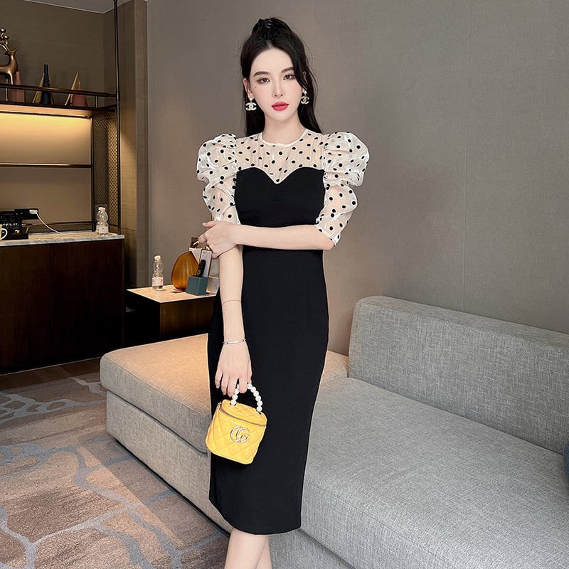 ドット パフスリーブ ブラック ドレス | she is （シーイズ