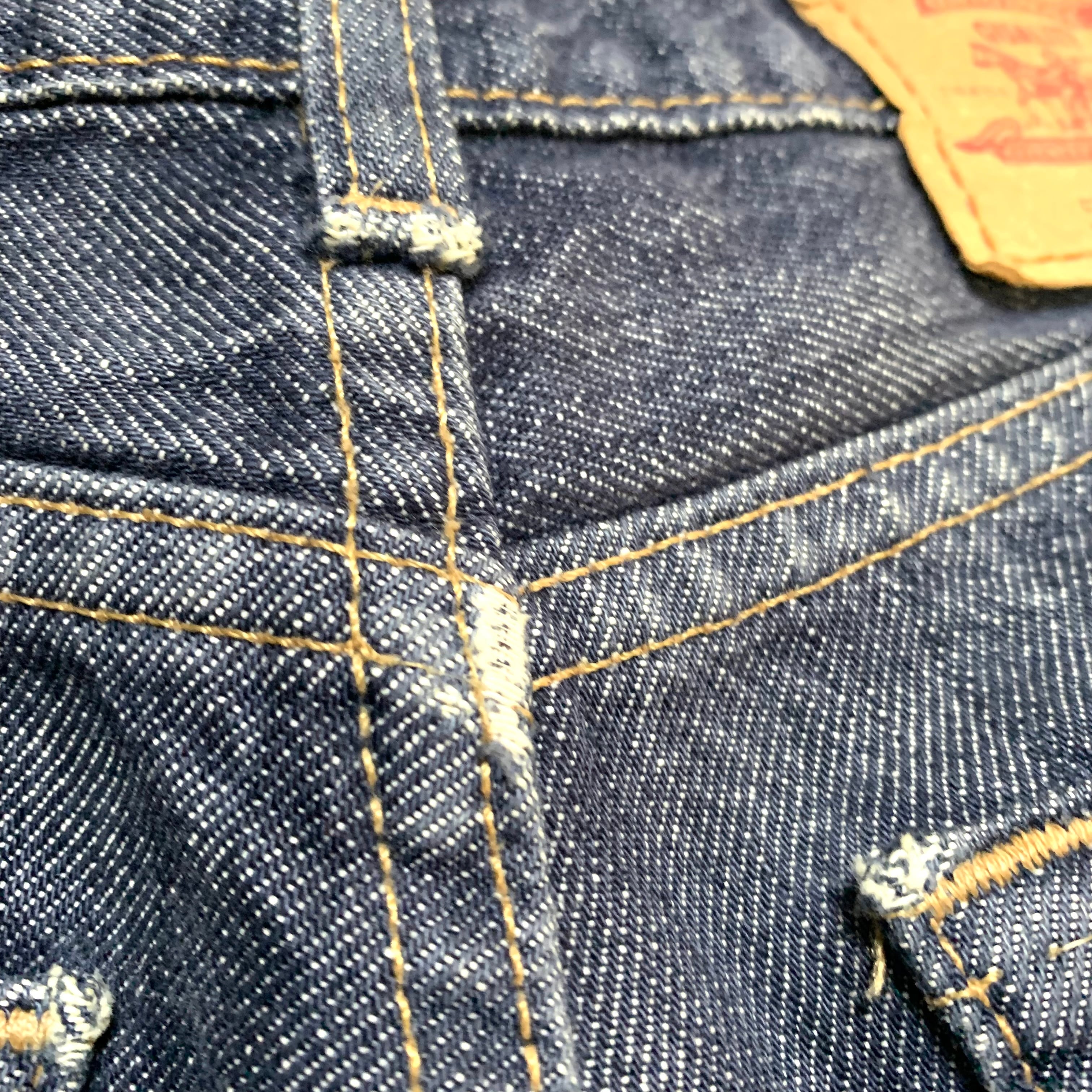 レア ユーロ輸入古着 イギリス製 Levi's リーバイス 525 フレアパンツ