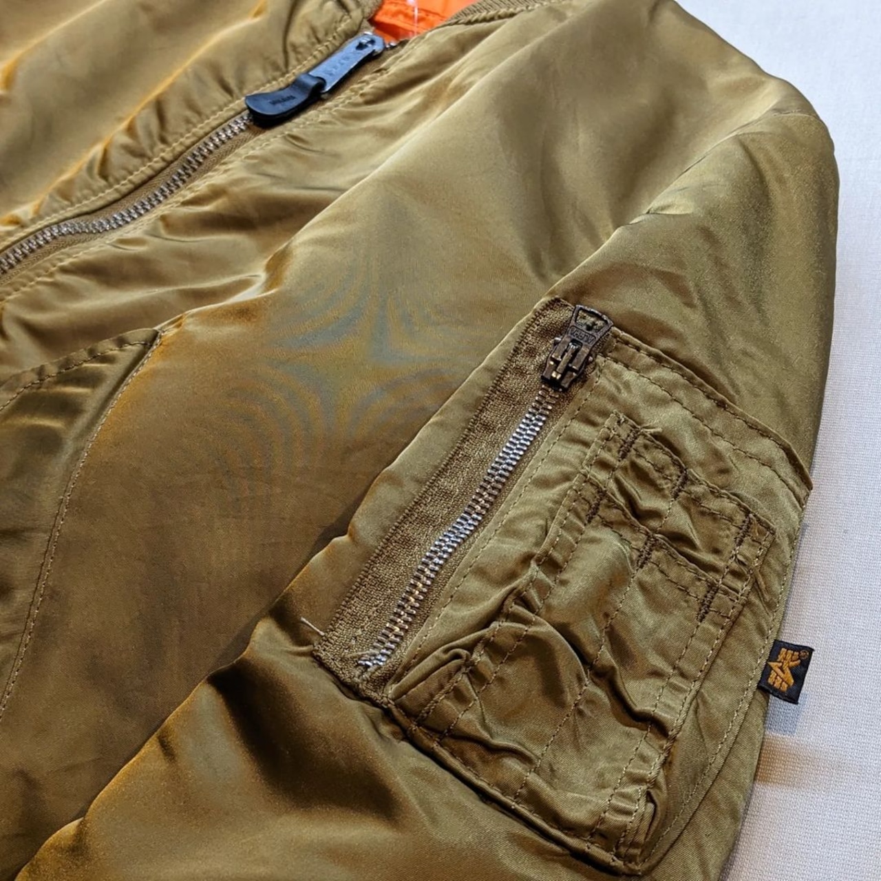 90's Alpha MA-1 Gold Made in USA | aeugo 90's Alpha MA-1 Gold Made in USA | aeugo