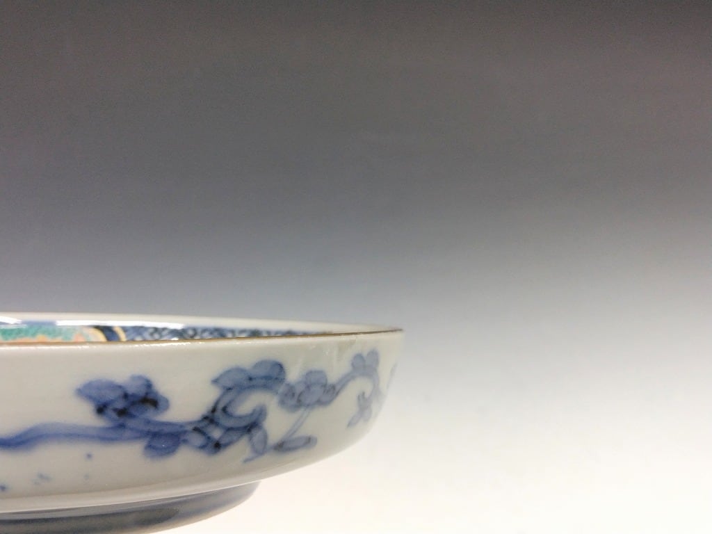 大聖寺伊万里(石川,明治期-1880年頃) 赤絵金彩地紋花尽絵 四寸深皿