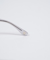 LIGHT GRAY FRAME SUNGLASSES［MHA001］