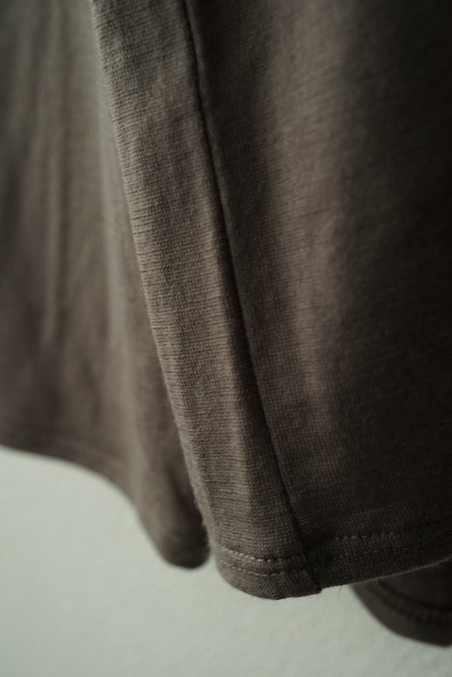 〈予約商品〉Super140s Washable Wool Jersey / L/S Tee (CHESTNUT)