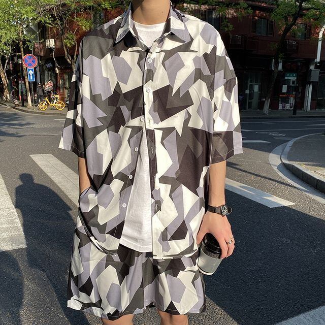 【予約販売】メンズ セットアップ 上下 総柄 ハーフパンツ 半袖シャツ 非科学模様 レッド ブラック カジュアル 春夏 M/L/XL/2XL