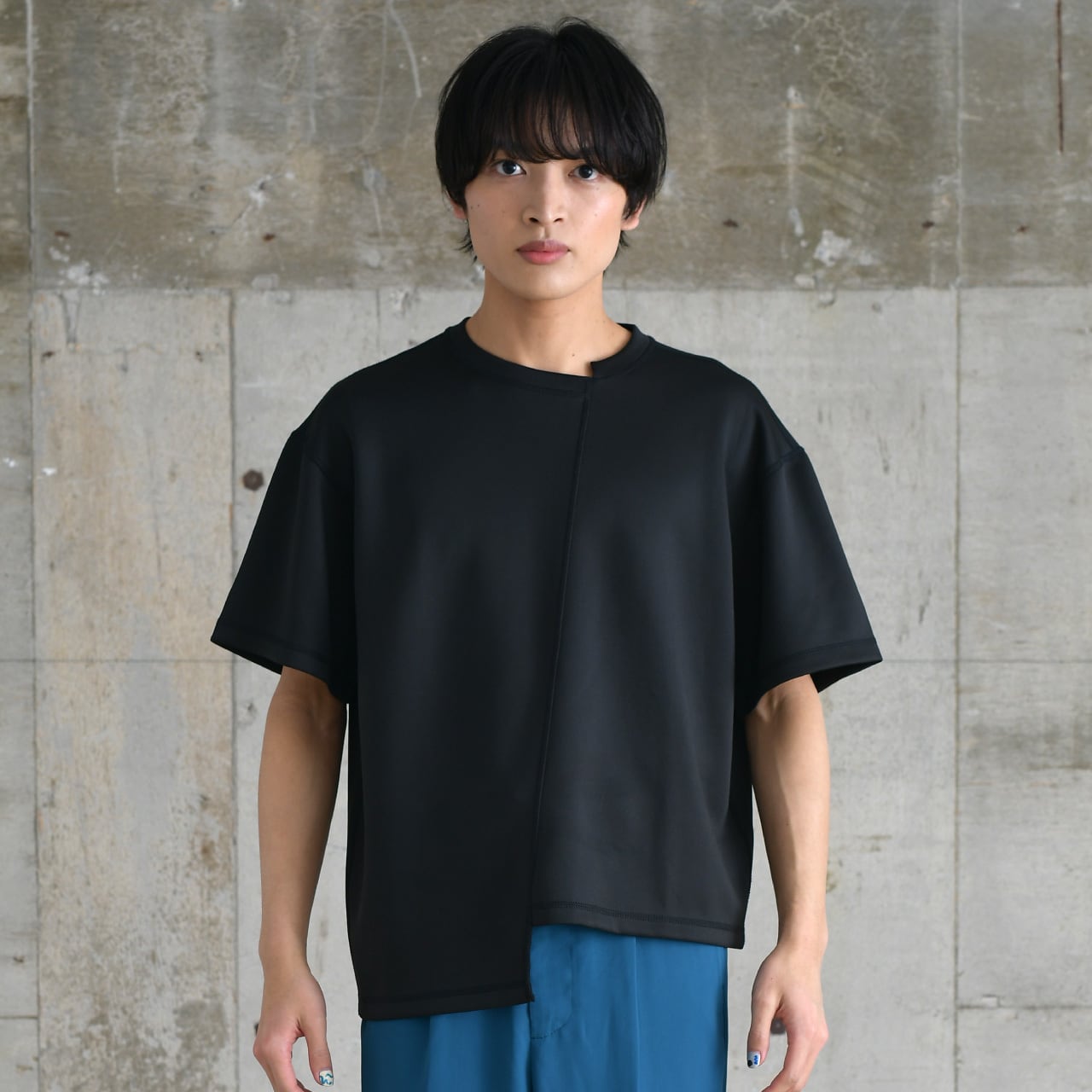 アシンメトリー切り替えTシャツ | O F T A S
