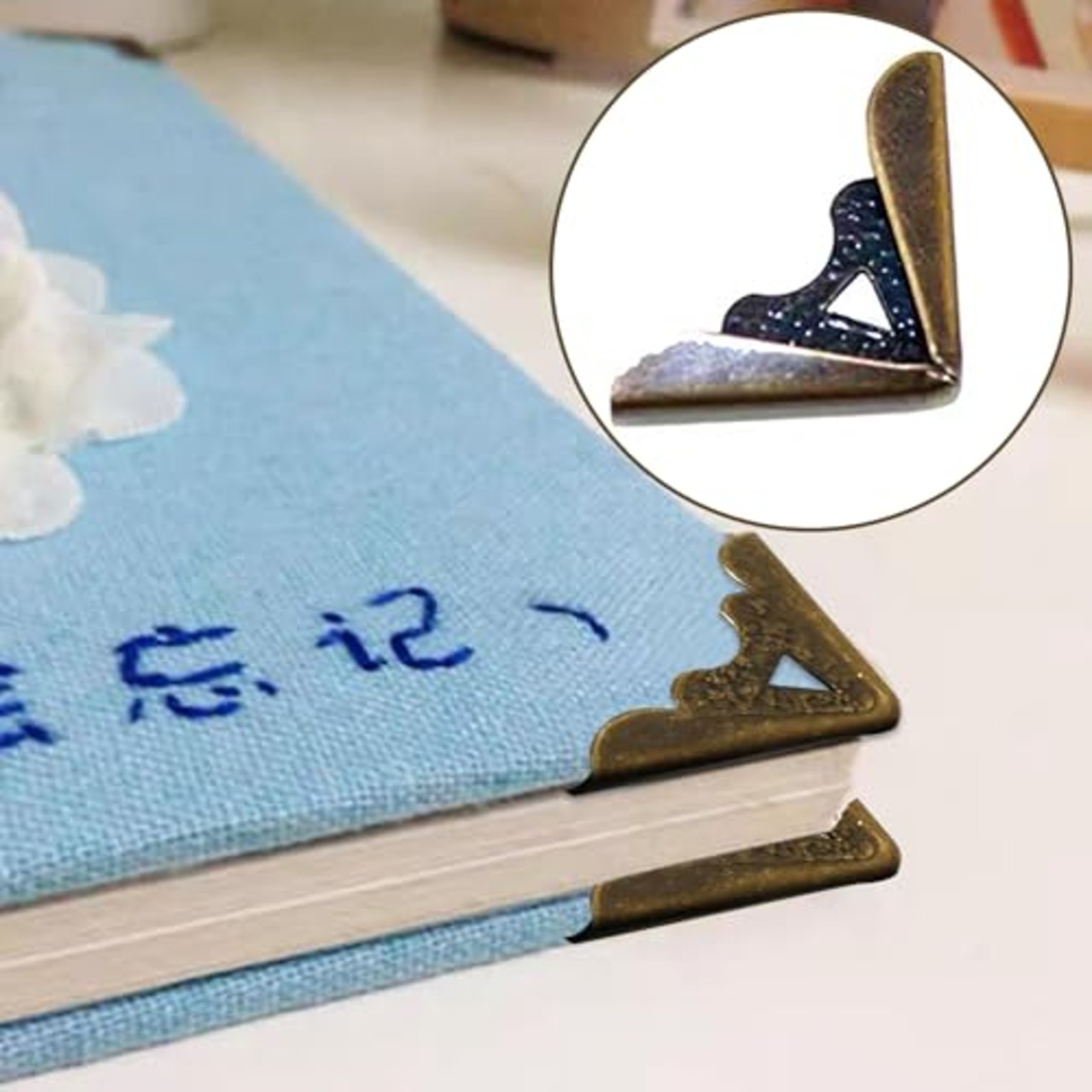 コーナー金具 30個入 メタルブック コーナープロテクター エッジガード ブロンズトーン アンティーク調 18*30MM コーナープロテクター メニュー用 手帳コーナー保護 レザークラフト 補強 アンティークゴールド