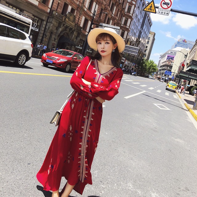 エスニックスタイルスタンダード刺繍ドレス スプリングサマーボヘミアンロングスカート レトロ 春物 夏物 ビーチ 延命家ファッション4143895