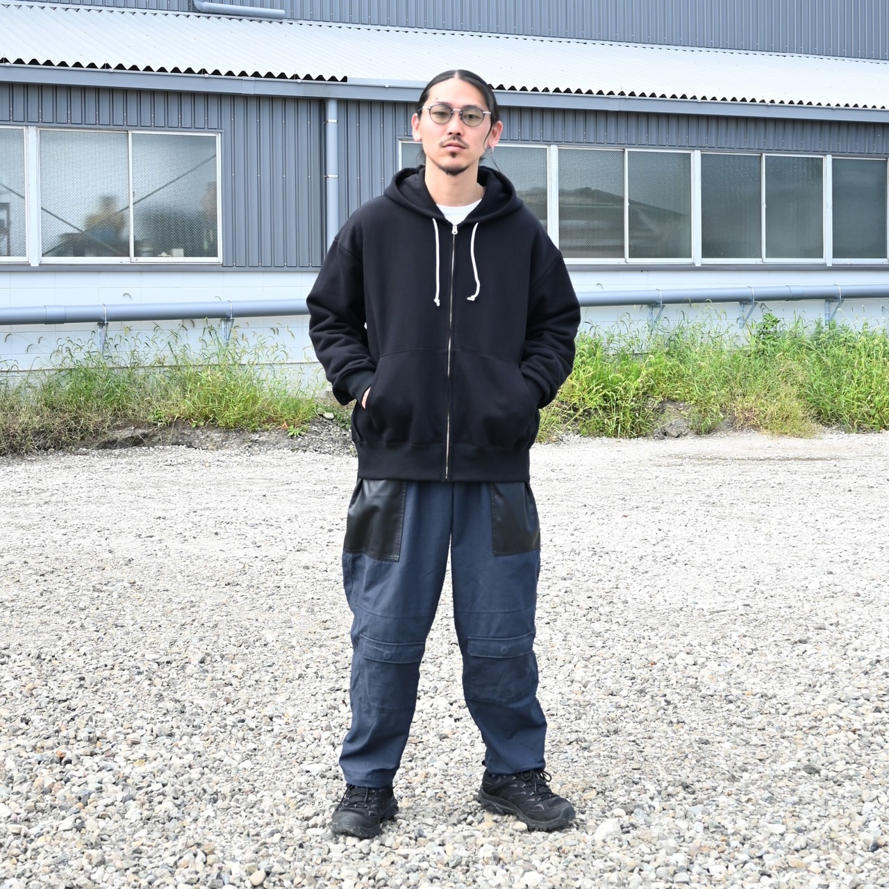 UNTRACE / 173(ジップフーディー)