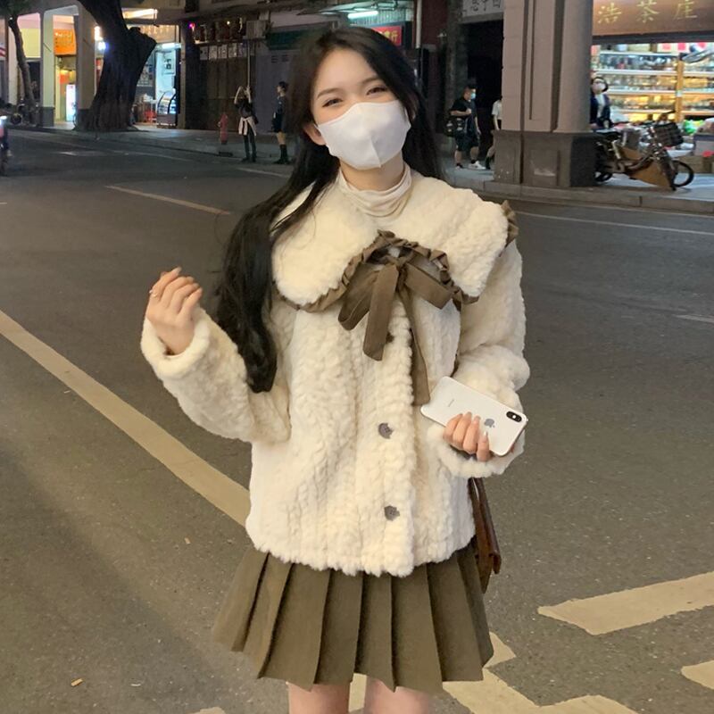 ホワイトジャケット オータムウィンタースタイル 秋物 冬物 試着室52737644177