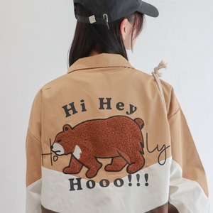 【壁を壊す。】「そのくま、かわいいですね」で繋がるくま刺繍 配色切替 マウンテンパーカー【細身も安心のゆるカワ】