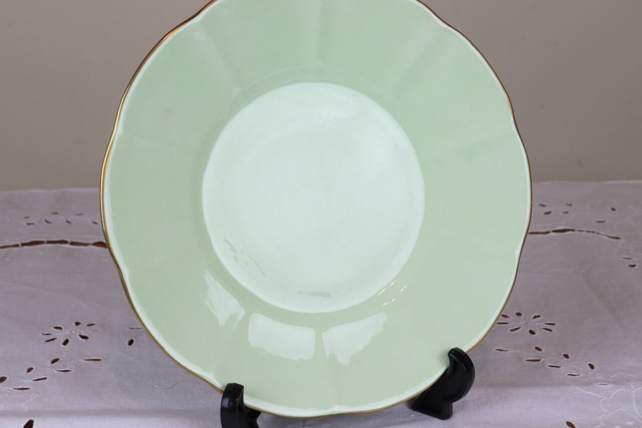 イギリス ベルチャイナ プレート22.5cm 大皿 アンティーク グリーン 緑