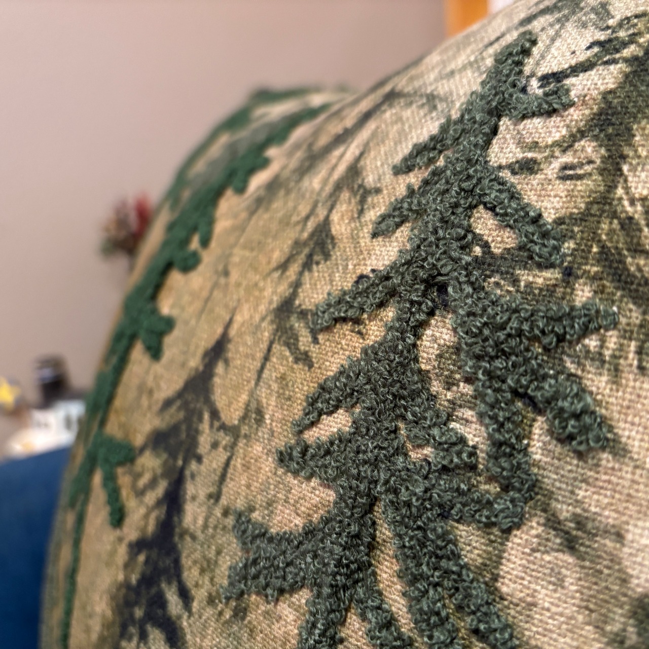 CUSHION COVER FOREST VELVET（クッションカバー　北欧　柄：森）
