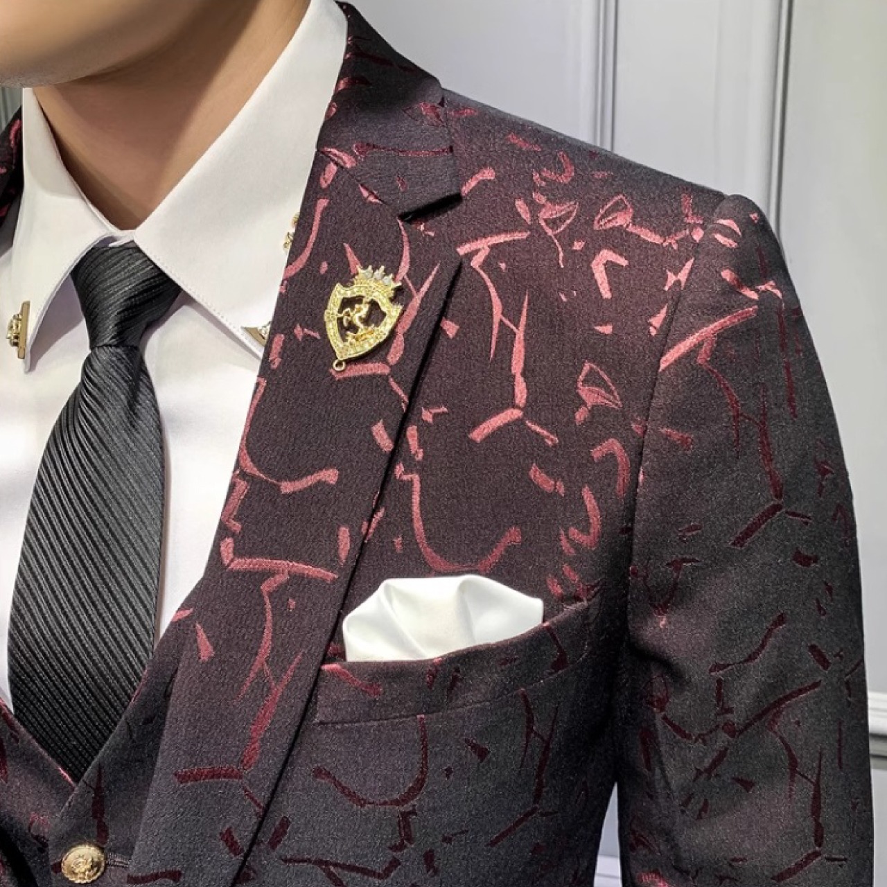 カジュアルな男のスリム花ジャケット　韓国風　スリーピース　SU015