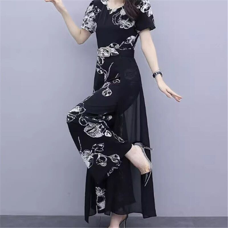 ジャンプスーツ ワイドレッグパンツ 袖あり 半袖 ラウンドネック スリム かわいい 大人可愛い きれいめ シンプル カジュアル 大人 上品 おしゃれ お洒落 かっこいい 大人女子 こなれ感 スポーティー ラブリー キュート ガーリー ルーズ クール セクシー 主役級 存在感 甘い プリント 夏 10代 20代 30代 レディース 女性用 ママ お出かけ 女子会 お泊まり 休日 リゾート 旅行 ホテル ショッピング 着回し 普段使い お揃い 双子 韓国 ファッション M L XL 2XL 3XL 4XL