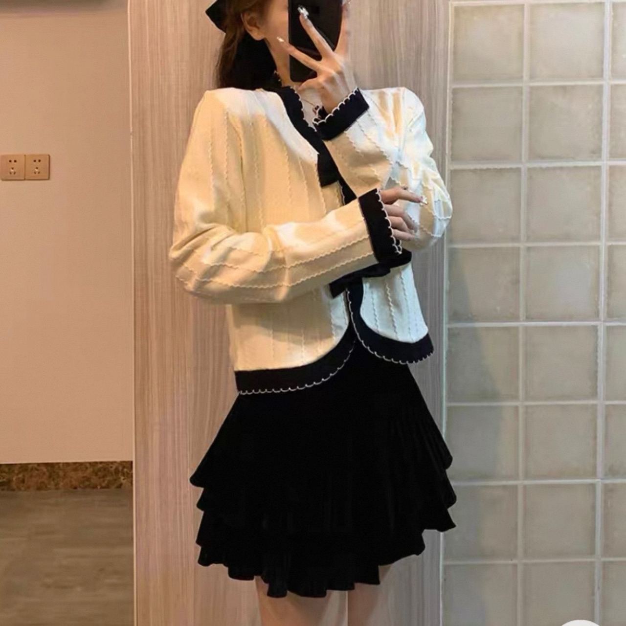 V-Neck Bow Knit Cardigan Jacket