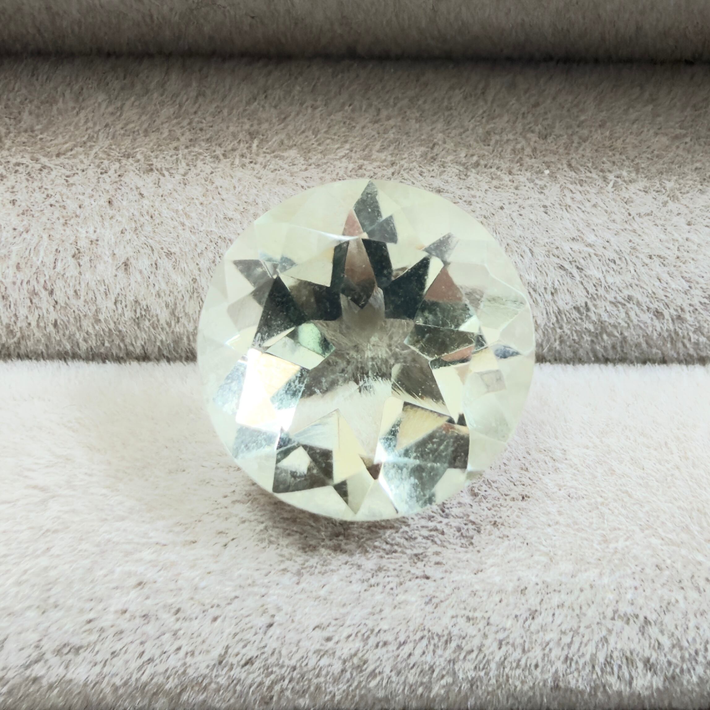 グリーンクォーツ】 ルース ブラジル産 4.30ct | たからいしルース