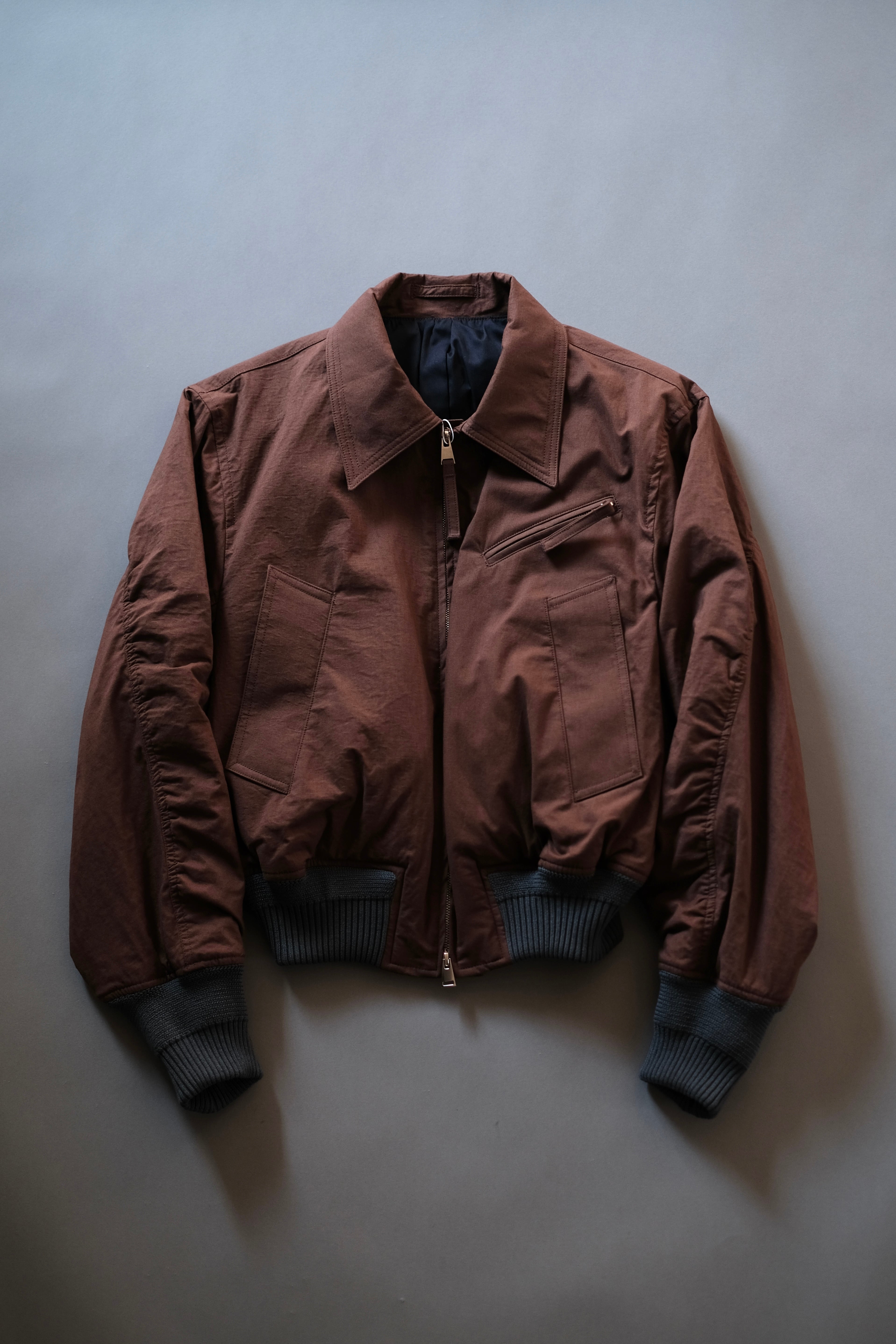 OUAT / -011- BOMBER JACKET BROWN | LIVING