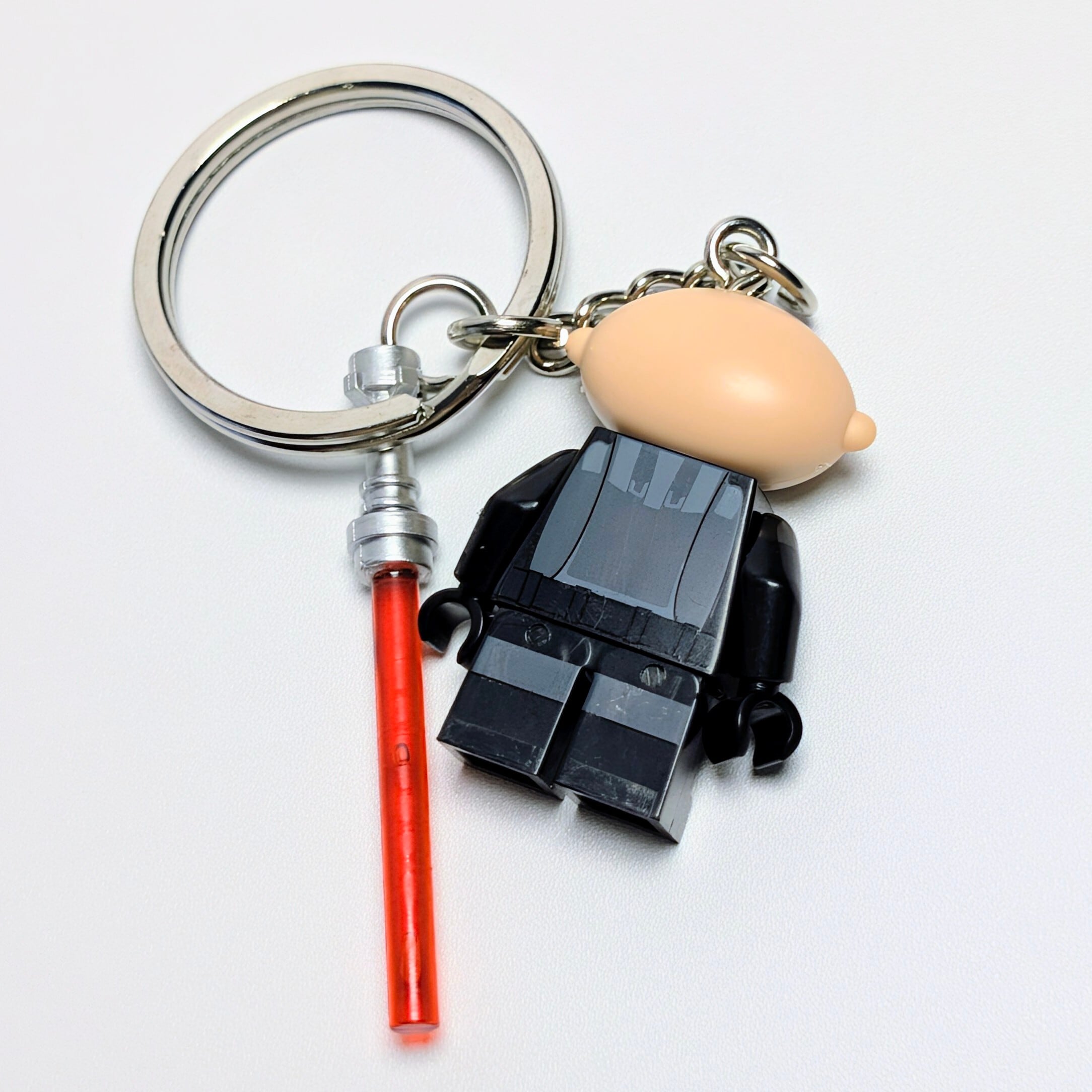 ★ブロックフィギュアキーホルダー★【 Family Guy（ファミリー・ガイ）×STARWARS ( スター・ウォーズ ) 】ステューウィー・グリフィン / ダース・ベイダー  〚アメリカン雑貨 アメトイ〛