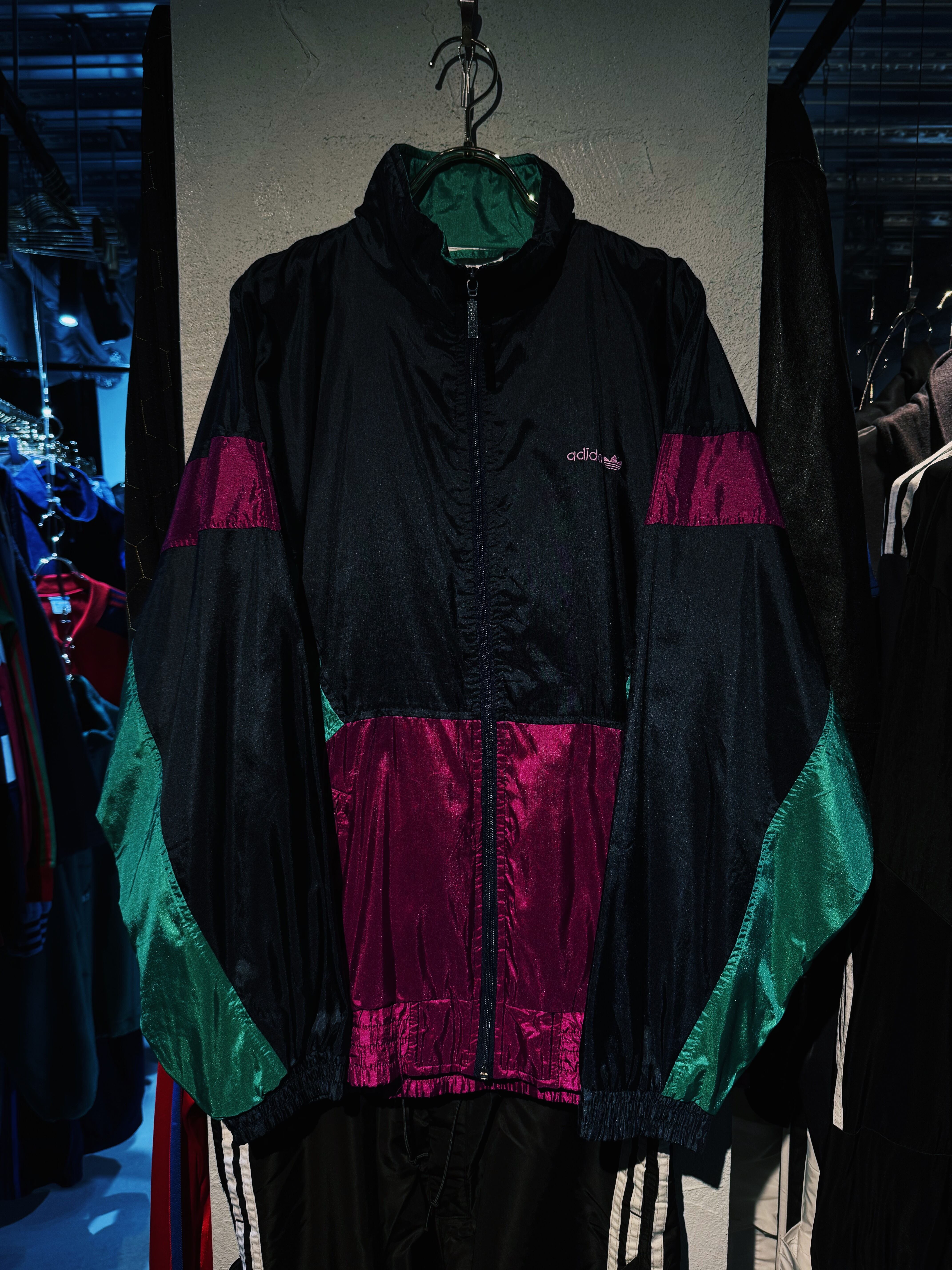 【D4C】80's vintage "ADIDAS" switching color design nylon track jacket